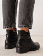 super mode Botine cu talpă joasă (tip chelsea) decorate cu dungă și cataramă Rosint Negre