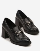 super mode Pantofi negri cu toc stil mocasin cu branț din piele și cataramă Tuliora