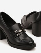 super mode Pantofi negri cu toc stil mocasin cu branț din piele și cataramă Tuliora