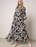 sweet&girl Rochie Lungă Negru-Albă cu model abstract și mâneci 3/4 Thalorias