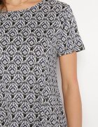 sweet&girl Rochie Negru-Alb Cloș din Viscoză cu Mânecă Scurtă și Imprimeu Mozaic Hyacina