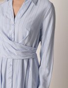 unigirl Rochie albastră tip cămașă din Viscoză cu drapaj decorativ în talie Batena