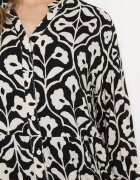 unigirl Rochie Czarno-Albă cu Model Ornamental cu Fason Cămașă Venleia