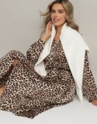 unigirl Rochie Maro din Vâscoză cu croială tip cămașă cu cordon cu imprimeu panteră Raivenne