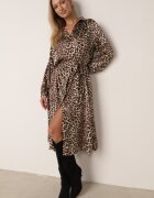 unigirl Rochie Tip cămașă Midi Maro cu imprimeu leopard Chaitra