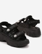 vera blum Sandale Negre pe Talpă Groasă Matlasate cu Detalii Metalice Decorative Setiriela