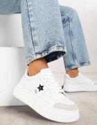 vices Adidași Alb-Negri pe Talpă Groasă Decorați cu o Stea Fenalia