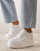 vices Adidași Albi-Aurii pe Talpă Groasă cu Inserții Metalice Nelesea