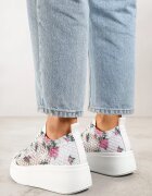 vices Adidași Albi cu Talpă Groasă și cu Partea Superioară Ajourată Florală Ardisov
