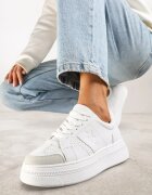 vices Adidași Albi pe Talpă Groasă Decorați cu o Stea Fenalia