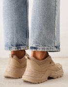 vices Adidași bej închis Iomessa
