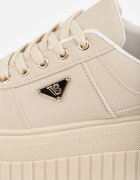 vices Adidași Bej pe talpă groasă cu texturi decorate cu aplicația lui Cezar