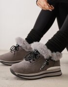 vices Adidași Gri Plati Decorate cu blană și inscripția Tarvina