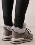 vices Adidași Gri Plati Decorate cu blană și inscripția Tarvina