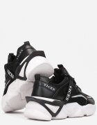 vices Adidași Negri Astoreia