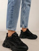 vices Adidași Negri pe Talpă Reliefată cu Șireturi Decorative și Inserții din Plasă Xerxia