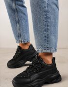 vices Adidași Negri pe Talpă Reliefată cu Șireturi Decorative și Inserții din Plasă Xerxia