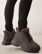 vices Bocanci-adidași Maro cu platformă groasă și în relief tip Narrise