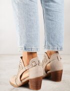 vices Botine Bej deschis