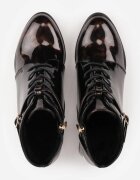 vices Botine Negre Ghete cu toc Decorate cu cataramă și cu efect lăcuit Maro