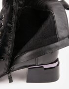 vices Botine Negre Lăcuite cu Toc Bloc cu Ornament Geometric și Șireturi Falassea