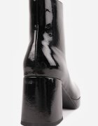 vices Botine Negre Lăcuite pe Platformă și Toc Falorea