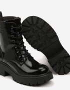 vices Botine Negre Lăcuite tip Worker cu Talpă Groasă cu Șireturi și Relief pe Gambă Neathren