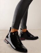 vices Ghete Negre tip Trzewiki Implie