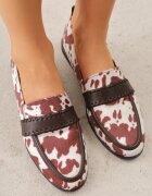 vices Mocasini Maro cu Imprimeu Vacă cu Brant din Piele și Cusături Decorative Adestiia