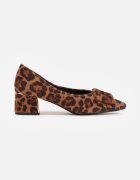 vices Pantofi cu toc Leopard cu branț de piele cu cataramă Aponelle