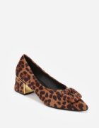 vices Pantofi cu toc Leopard cu branț de piele cu cataramă Aponelle