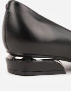vices Pantofi cu toc Negri cu branț de piele Decorați cu aplicație metalică Daisse