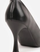 vices Pantofi stiletto Negre pe Clepsidră cu branț din piele naturală Dandre