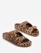 vices Papuci leopard cu decorațiune metalică și două barete Maithiana