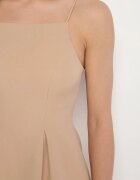 vices Rochie bejă cu croi evazat cu bretele decorată cu pliuri Sarileve