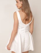 vices Rochie elegantă cu croială evazată fără mâneci Eupene Albă
