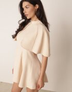 vices Rochie elegantă evazată cu șal imitat de pelerină Faneno Bej