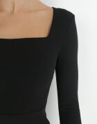 vices Rochie Neagră Mini cu Decolteu Pătrat Sahari