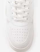 vices Sneakers Alb-Argintii cu Talpă Groasă și Inserții Metalice Nelesea
