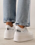 vices Sneakerși Alb-Argintii cu Talpă Groasă Cusături și Embosare Berolle