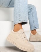 vices Sneakerși bej pe talpă groasă cu aplicație geometrică Leanae