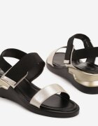 weide Sandale Negru-Auriu Clasice cu platformă Nilariane