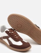 yesmile Adidași Maro și Alb în Stilul Tenisilor Iconici cu Cataramă Decorativă Senaliera