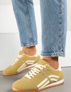 yolera Adidași Galbene cu Cusături și Benzi Decorative pe Lateral Beniffa