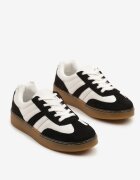 yolera Sneakers Negri-Albi în Stil Tenis Decorați cu Baretă Xulinea