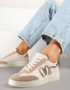 yolera Sneakerși Bej închis în stilul tenișilor iconici decorați cu aplicație Zillifia
