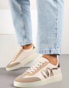 yolera Sneakerși Bej închis în stilul tenișilor iconici decorați cu aplicație Zillifia