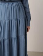 yu & me Fustă Evazată Albastră din Lyocell cu Talie Înaltă și Volane Emorithia