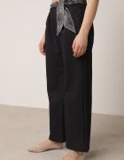yu & me Pantaloni eleganți albaștri din bumbac și viscoză cu o curea-eșarfă din material Vetina
