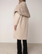 yu & me Poncho Bej